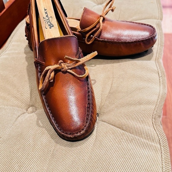 Saks Fifth Ave Mens Leather Driving Loafers. - Picture 2 of 14